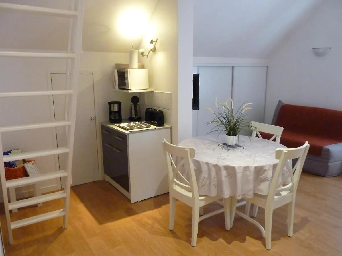 Les Petits Jardins Bed & Breakfast Marcillac-Vallon